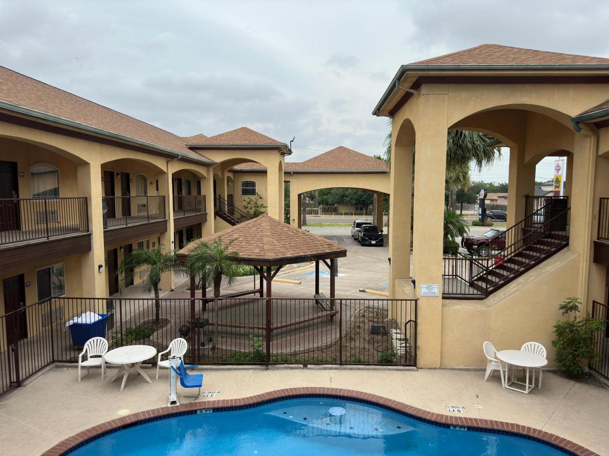 Texas Inn And Suites Rgv Edinburg Ngoại thất bức ảnh